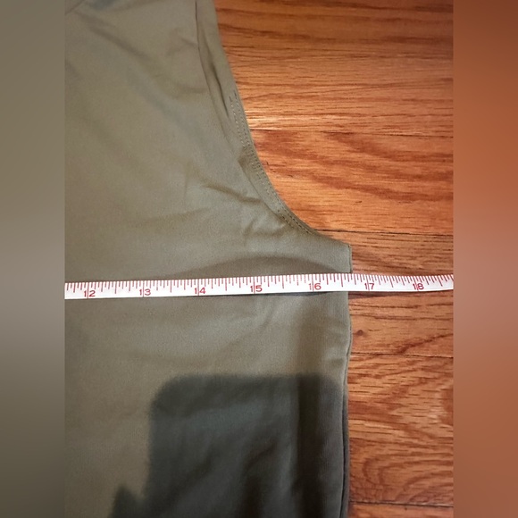 NWOT House Of Harlow‎ 1960 Olive Green Sleeveless Bodysuit XL - Picture 7 of 7